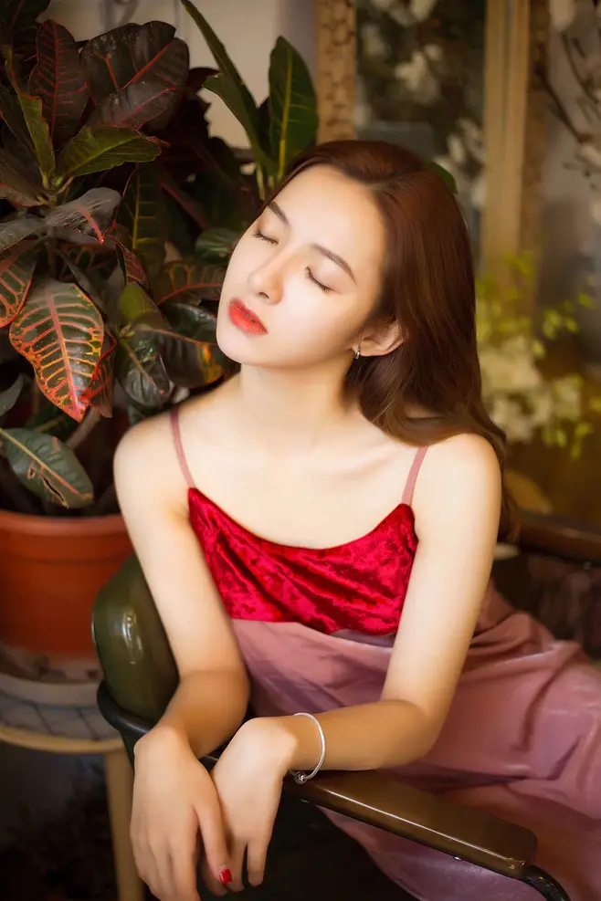 那曲广州高端商务伴游晓雯