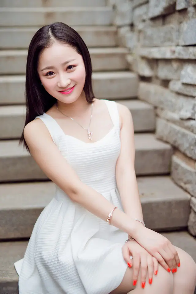 那曲温州私人伴游商务伴游乔妹的联系方式！
