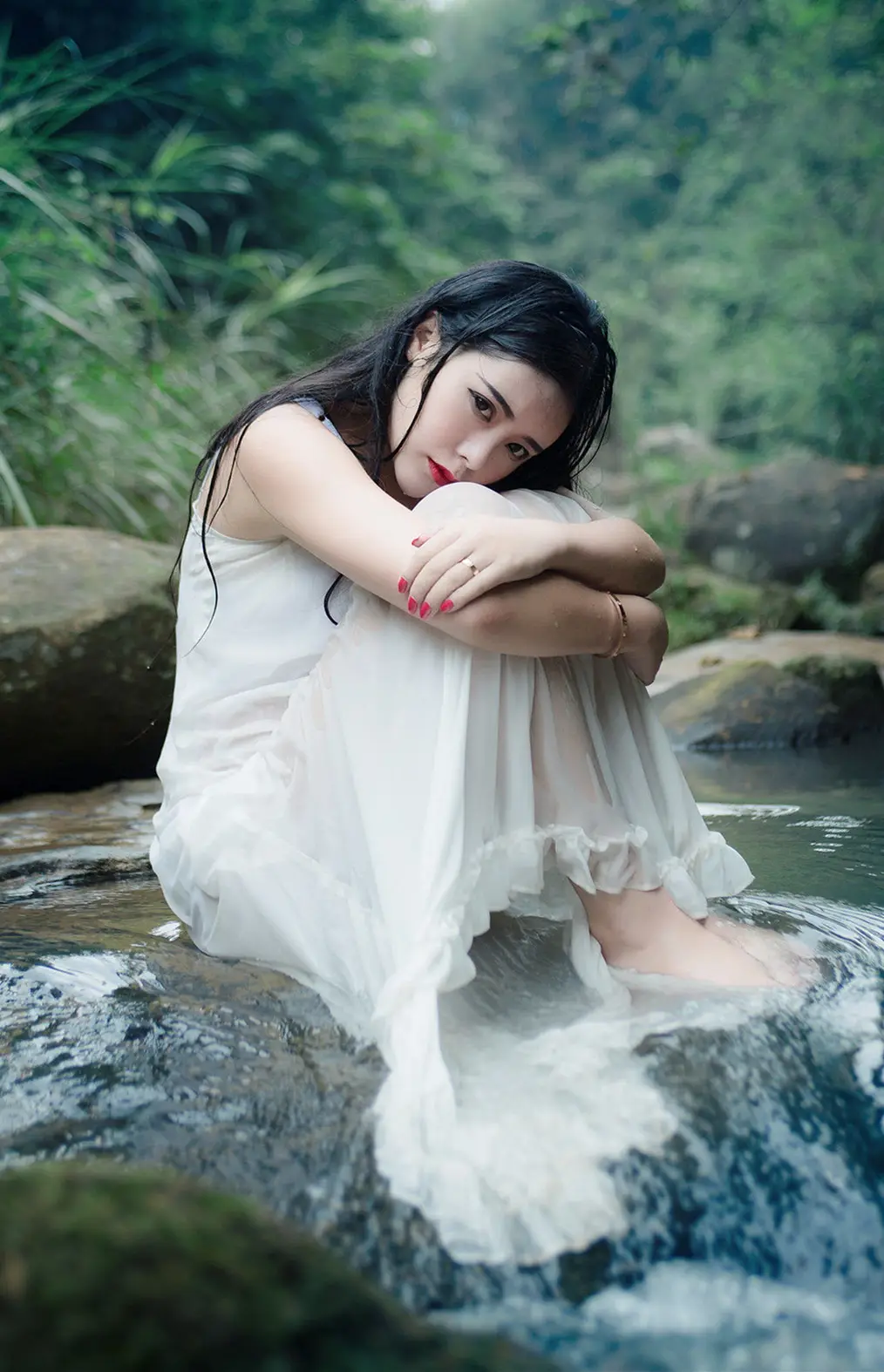 那曲郑州高端私人伴游小野梨子