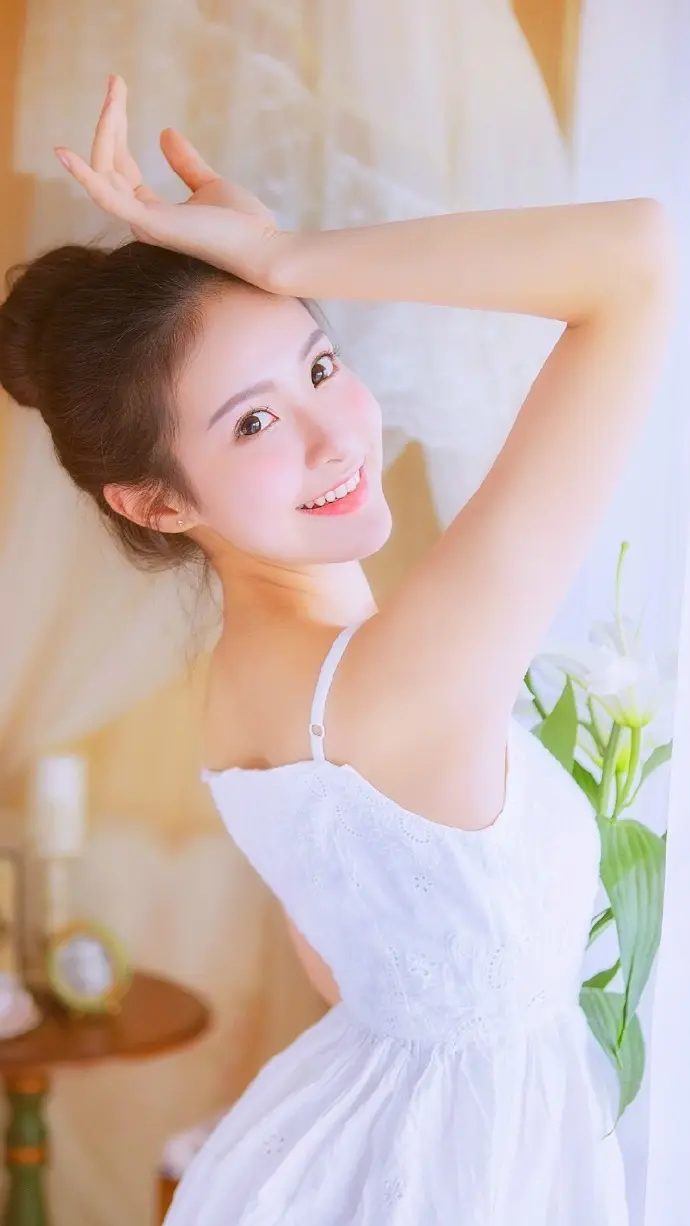 那曲桂林私人伴游佳琪的联系方式
