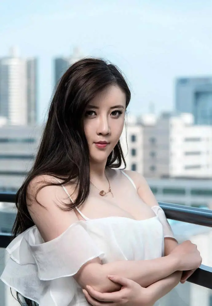 那曲佛山商务伴游香香的个人资料